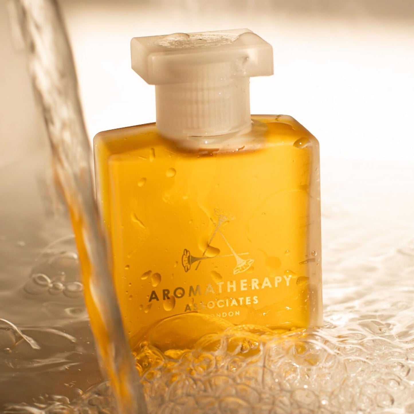 Aromatherapy Associates Bath and Shower Oil, Luxury Spa, Natural Bath, Bath Oil, Vegan, Cruelty Free, Environment Friendly (Deep Relax Bath and Shower Oil 100ml) Deep Relax Bath And Shower Oil 100 ml (Pack of 1)