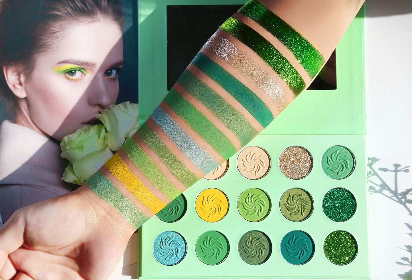 Afflano Green Eyeshadow Palette, Green Glitter Eyeshadow Highly Pigmented, Forest Emerald Green Christmas Makeup Palettes, Yellow Lime Grass Grinch Green Makeup Eye Shadow Pallet 15 Color lemon tree