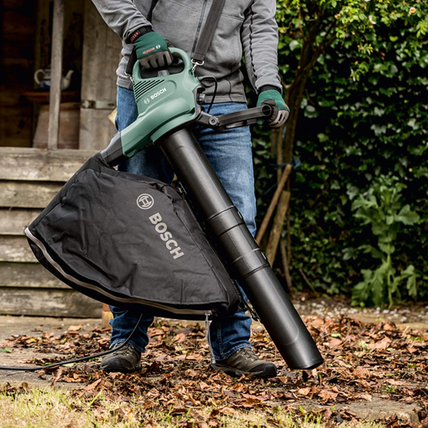 UniversalGardenTidy Leaf vacuum/leaf blower 1800 Watt