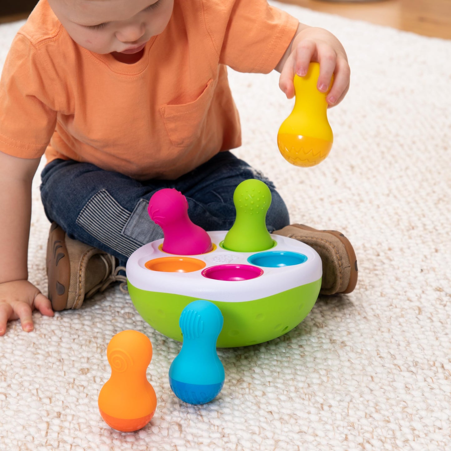 ﻿Fat Brain Toys F248 Fat Brain SpinnyPins, Kids Preschool, Spinning and Sorting Building Sets, Early Development Toy for Babies Aged 18 Months and Older, Multicoloured