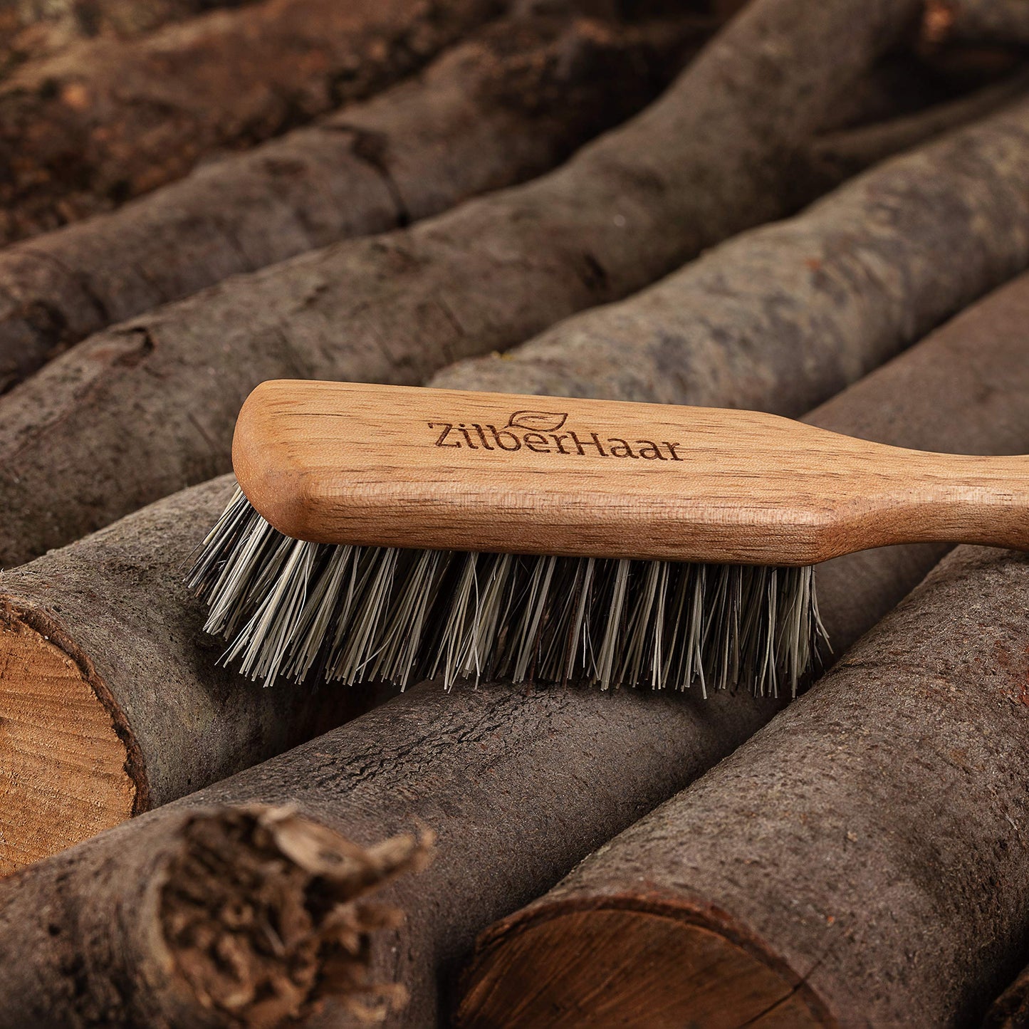 ZilberHaar - Regular Vegan Beard Brush - Stiff Natural Bristles, Mexican Tampico Fiber and Oiled Walnut Wood - Animal-Free Beard Grooming Brush for Men - Made in Germany